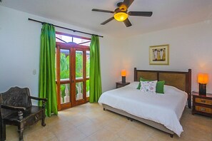 3 bedrooms, premium bedding, in-room safe, iron/ironing board - La Paloma Blanca I2 (Jacó)