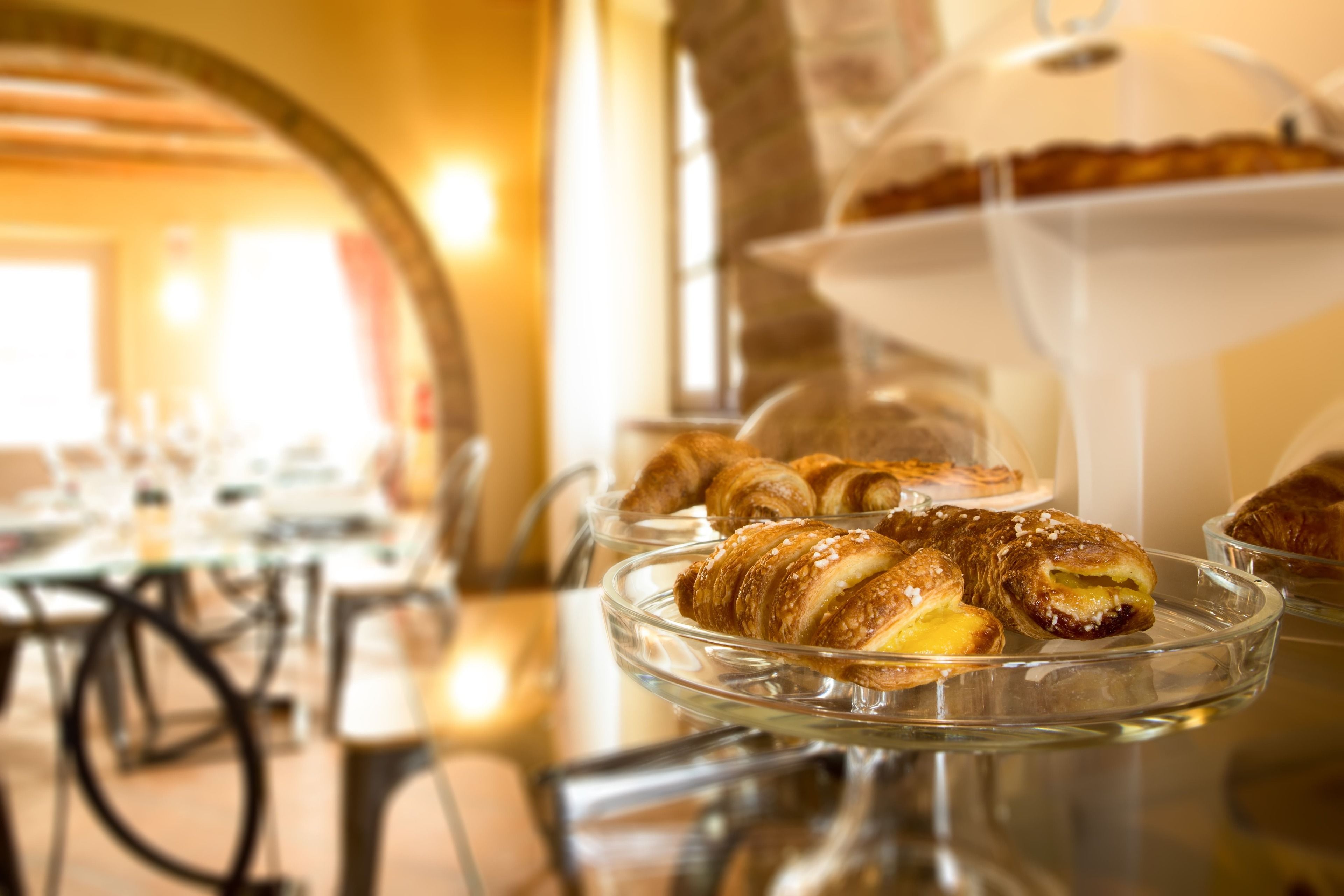 Bao gồm bữa sáng buffet hàng ngày 