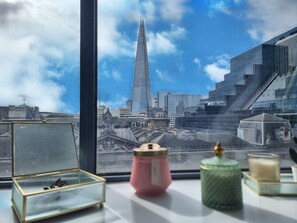 Iron/ironing board, cots/infant beds, free WiFi, bed sheets - Urban Stay Shard View Apartments (London)