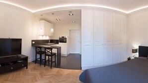 Deluxe-Apartment, 1 Queen-Bett, Stadtblick, Turm