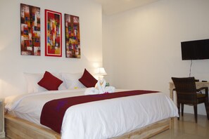 Deluxe Villa | 1 bedroom, in-room safe, desk, rollaway beds - Bali Taman Sari Villa & Restaurant (Negara)