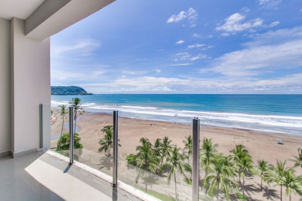 Beach/ocean view