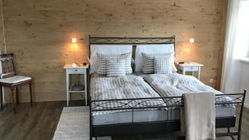 Apartment (FEWO 2 OG) | Iron/ironing board, free WiFi, bed sheets