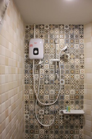 Standard Double Room | Bathroom shower - Sleep Inn Phuket (Patong)