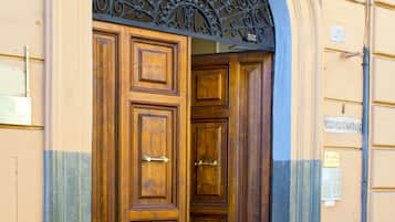 Entrada al alojamiento