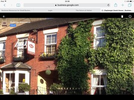 Fachada del alojamiento