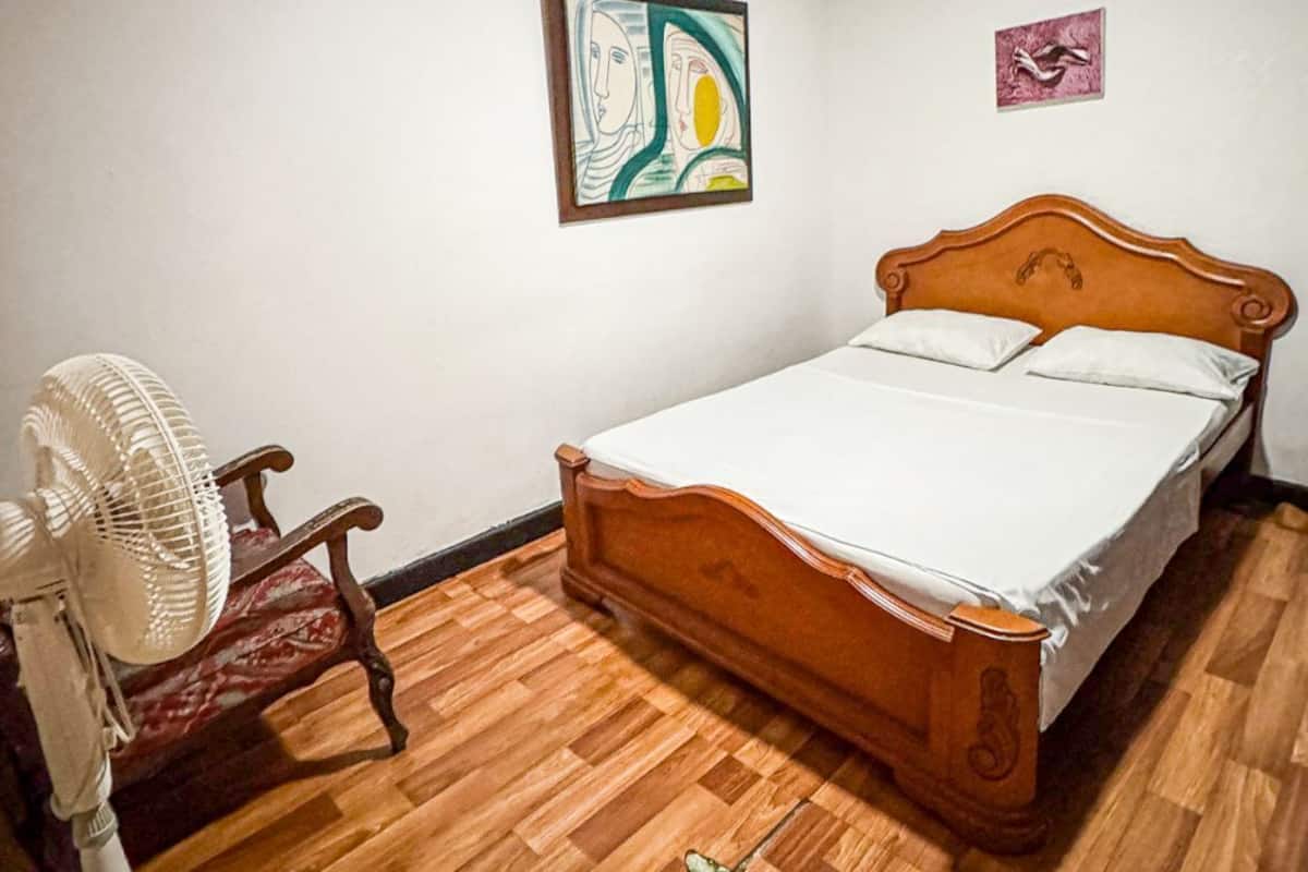 Classic Single Room