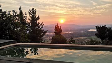 Piscine extérieure, piscine chauffée