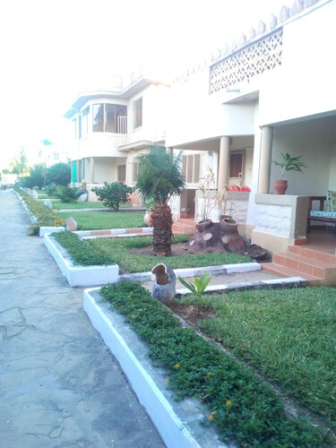 Delina Cottage Diani