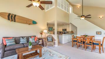 Téléviseur connecté, lecteur de DVD, livres, sélection de films