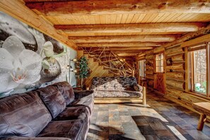 Smart TV, fireplace, video games, DVD player