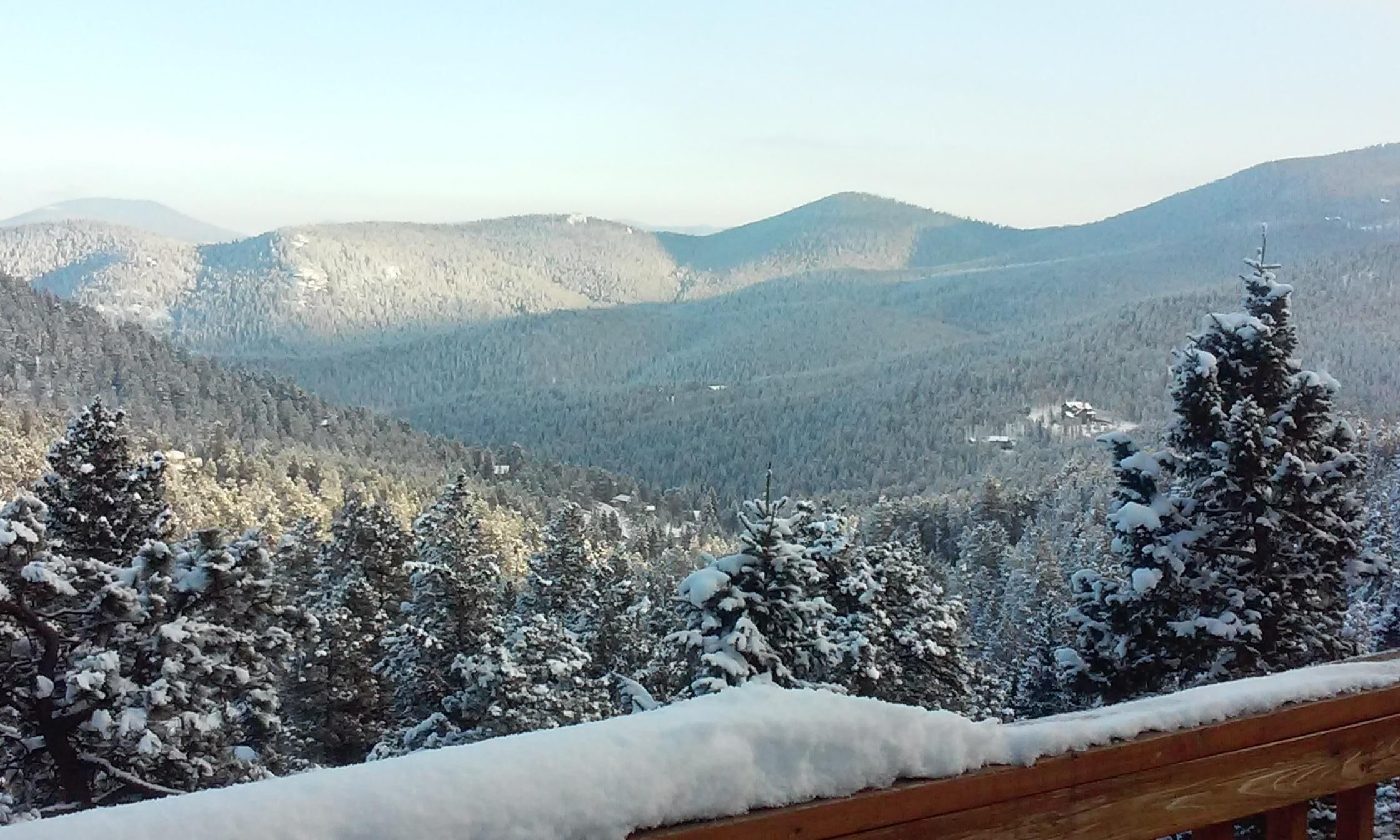 Peace of mind. Amazing view,Family Friendly, Minutes from Dwtwn