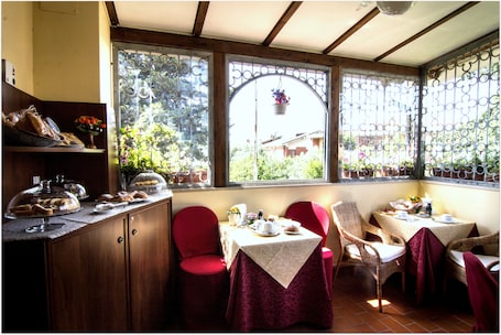 Restaurant. B&B Degli Amici