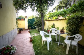 Garden - B&B Degli Amici (Rome)