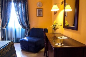1 bedroom, minibar, in-room safe, desk