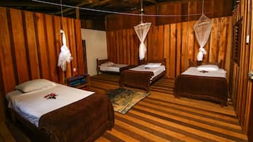Quadruple Room, 2 Double Beds | Desk, bed sheets