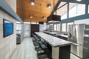 Interior - Waterfront Home with Pontoon, Movie & Game Room-Perfect for Families & Getaways! (Park Rapids)
