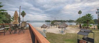 Escape to the shoreline of Lake LBJ - *Best Kept Secret*