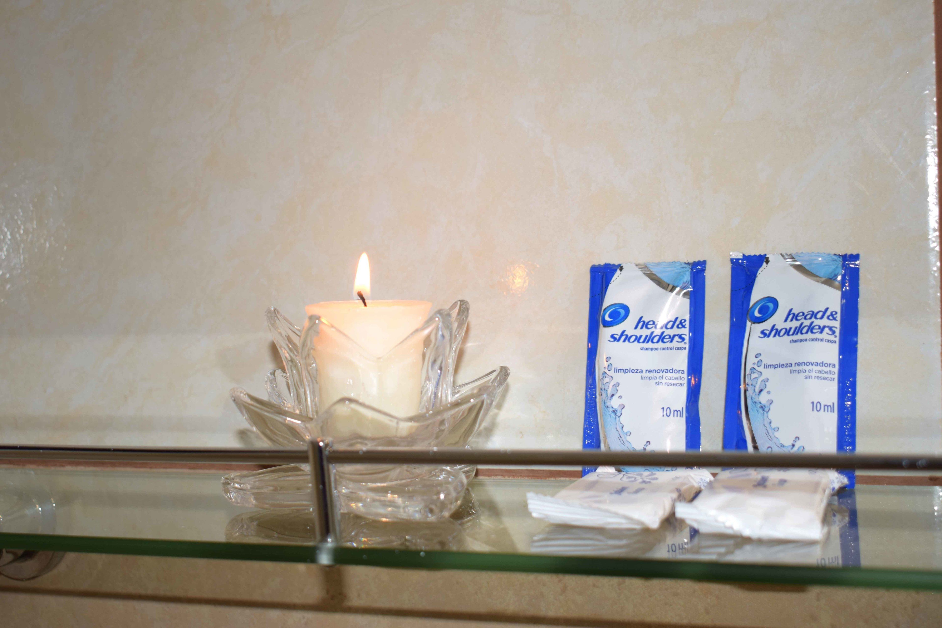 triple room, 3 single beds | bathroom | shower, rainfall showerhead, free toiletries, hair dryer