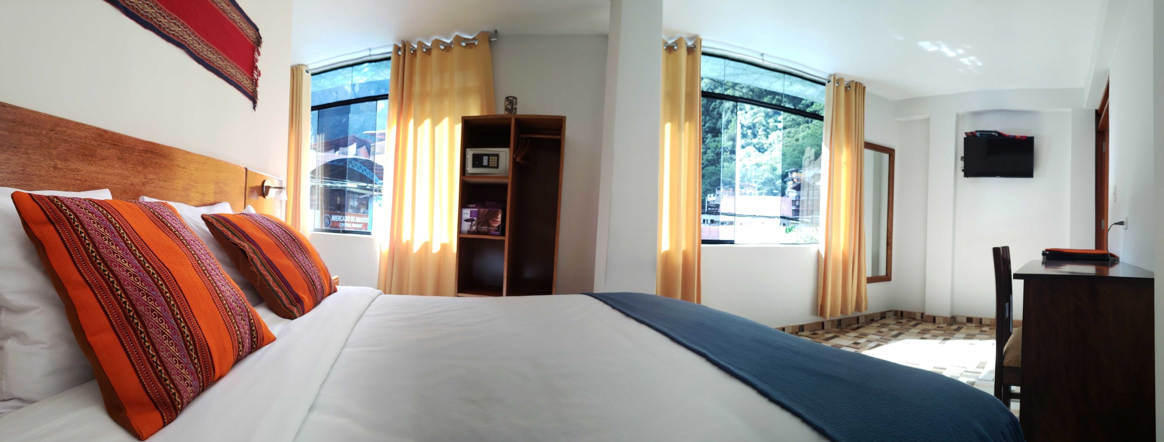 superior room, 1 queen bed | 1 bedroom, down duvets, in-room safe, individually furnished