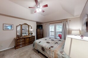 4 dormitorios, tabla de planchar con plancha, wifi y ropa de cama