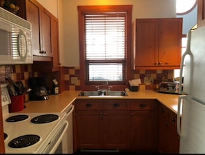 Microwave, oven, stovetop, dishwasher