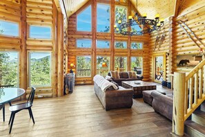 Televisio, takka, pöytäjalkapallopöytä