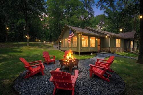The Cabin at Skinny Dip Cove Lake Greeson, Arkansas