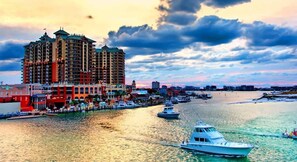 Marina - BlueMarlin-PoolHeatFreeTilMar1-FreeGolfCartNBikes (Destin)