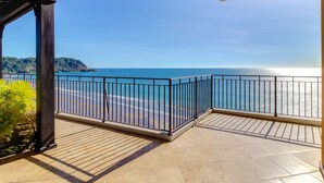 Comfort Apartment, 3 Bedrooms, Non Smoking | Terrace/patio - Vista Las Palmas 11B (Jacó)