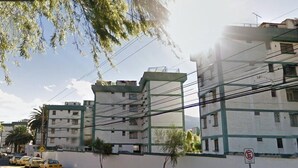 Front of property - Granados Apartment (Quito)