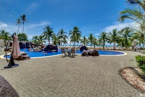 Udendørs pool
