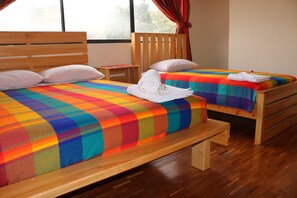 Economy Triple Room | Free WiFi - El Andariego (Otavalo)