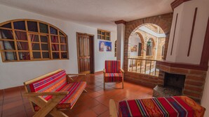 Interior - El Andariego (Otavalo)