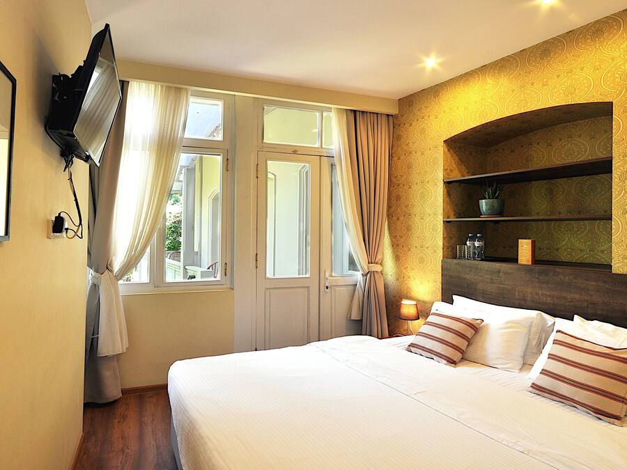Basic Double Room, Allergy Friendly, Courtyard View | Premium bedding, in-room safe, desk, soundproofing