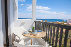 Double or Twin Room | Terrace/patio