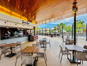 Bar (on property) - Novotel Itu Terras São José Golf & Resort (Itu)