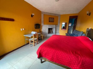 Traditional-Zimmer, 1 King-Bett