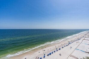 On the beach - Crystal Shores West 1005- The Beach is Calling! Book Today! (Gulf Shores)