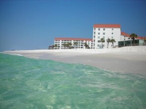 On the beach - El Matador 329 by Alicia Hollis Rentals FREE TICKETS! $300/Day (Fort Walton Beach)