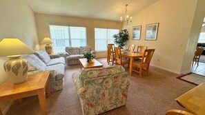 Télévision, table de tennis de table