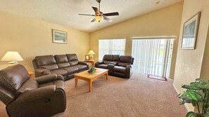 Télévision, table de tennis de table