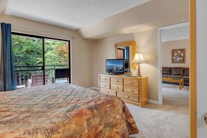 2 bedrooms, iron/ironing board, Internet, bed sheets