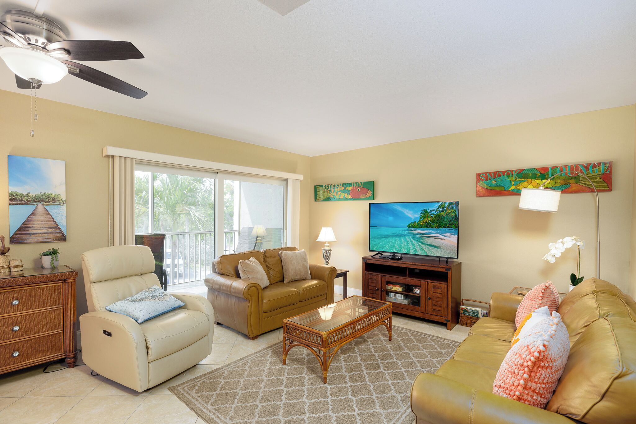 リビング エリア