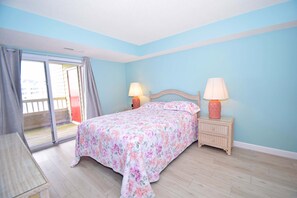 2 bedrooms, iron/ironing board, internet