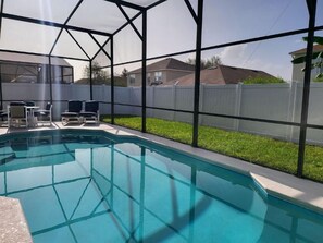 Pool - Deluxe pool home with games room, in golfing community (Kissimmee)