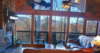 Falling Waters - Free Estate Tours - Secluded Luxury Cabin - Near Majestic River