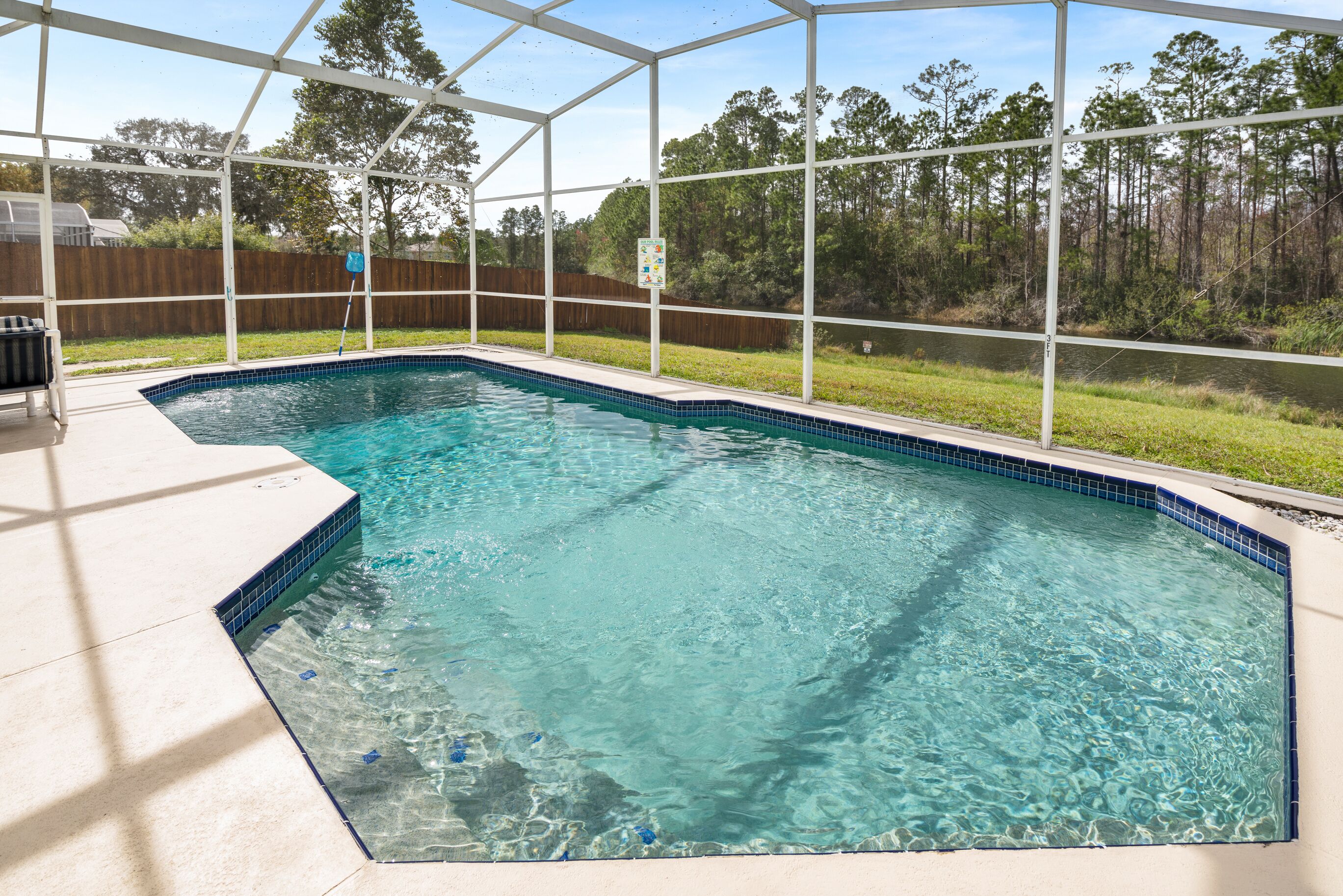 Updated 4 bed 2.5 bathroom pool home villa that overlooks conservation with games room at Westridge near Disney, Orlando