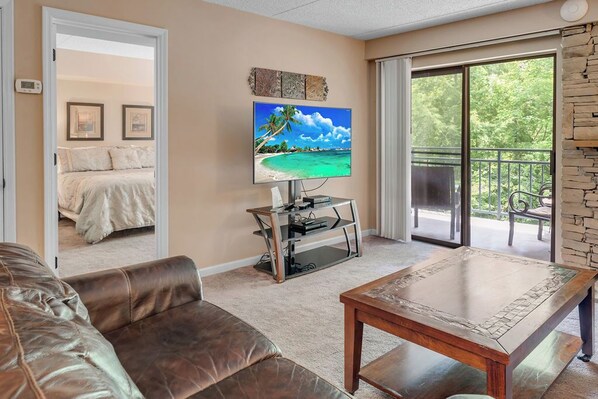 2 bedrooms, iron/ironing board, Internet, bed sheets