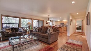 TV, fireplace, DVD player, ping pong